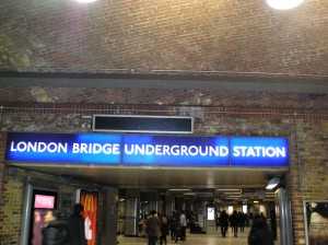 luton taxi transfer to london bridge station